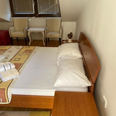 Apartments Ivan Petrovac Zewnętrze zdjęcie