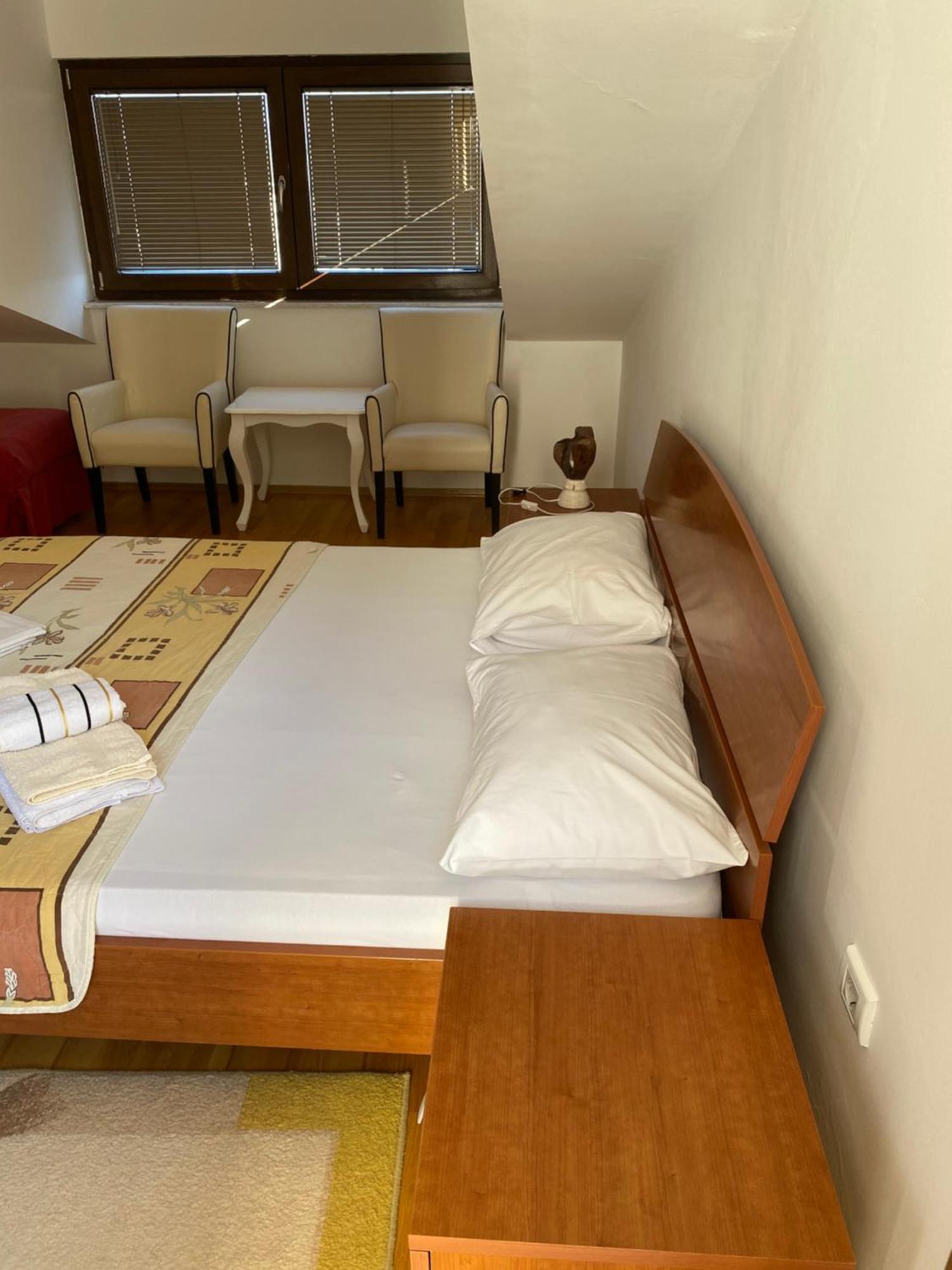 Apartments Ivan Petrovac Zewnętrze zdjęcie